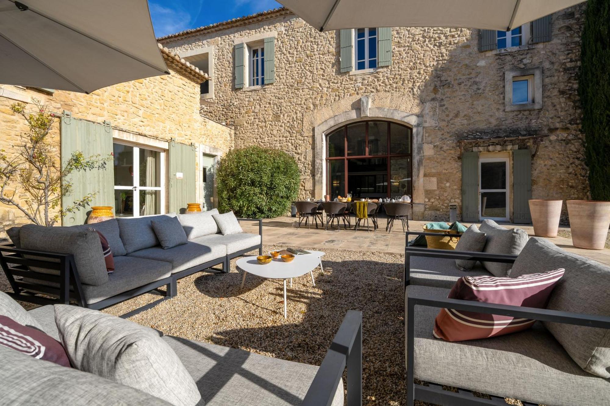 Hotel La Cour Des Sens Lagnes Exterior foto